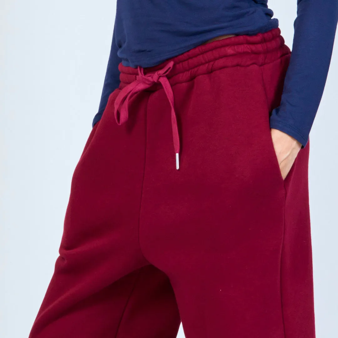 Comfortable sweatpants with drawstring wholesale