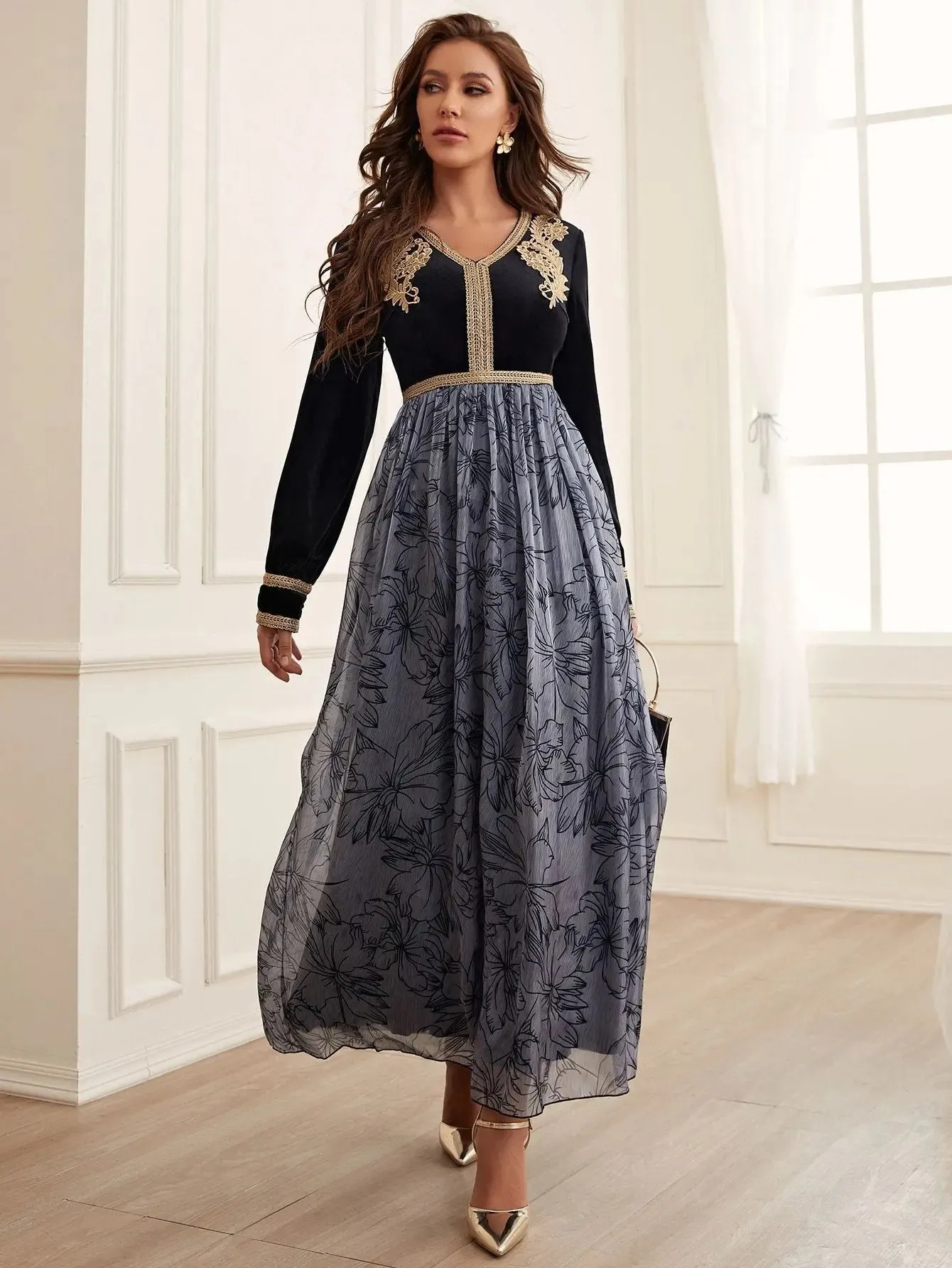 Elegant Long Sleeve Prom Dresses