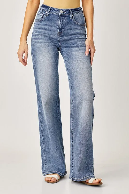 Pants- Risen MidRise Wide Leg Jeans