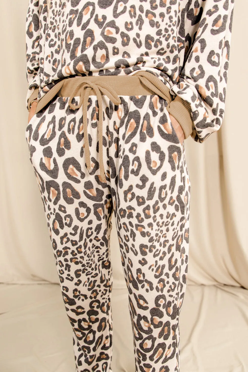 Print Long Sleeve Top and Drawstring Pants Loungewear