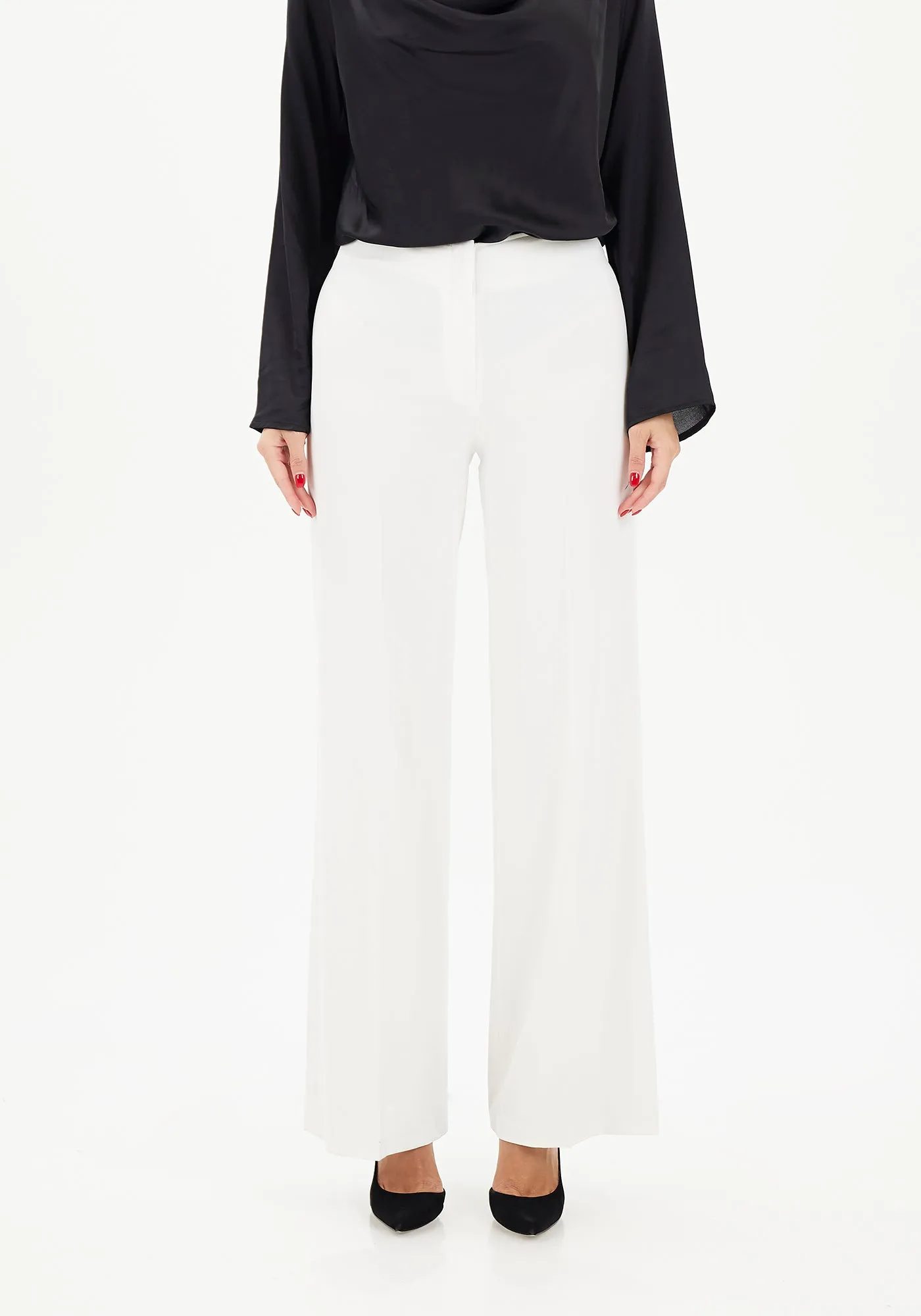 Wide-Leg Pants for a Sleek and Stylish Look